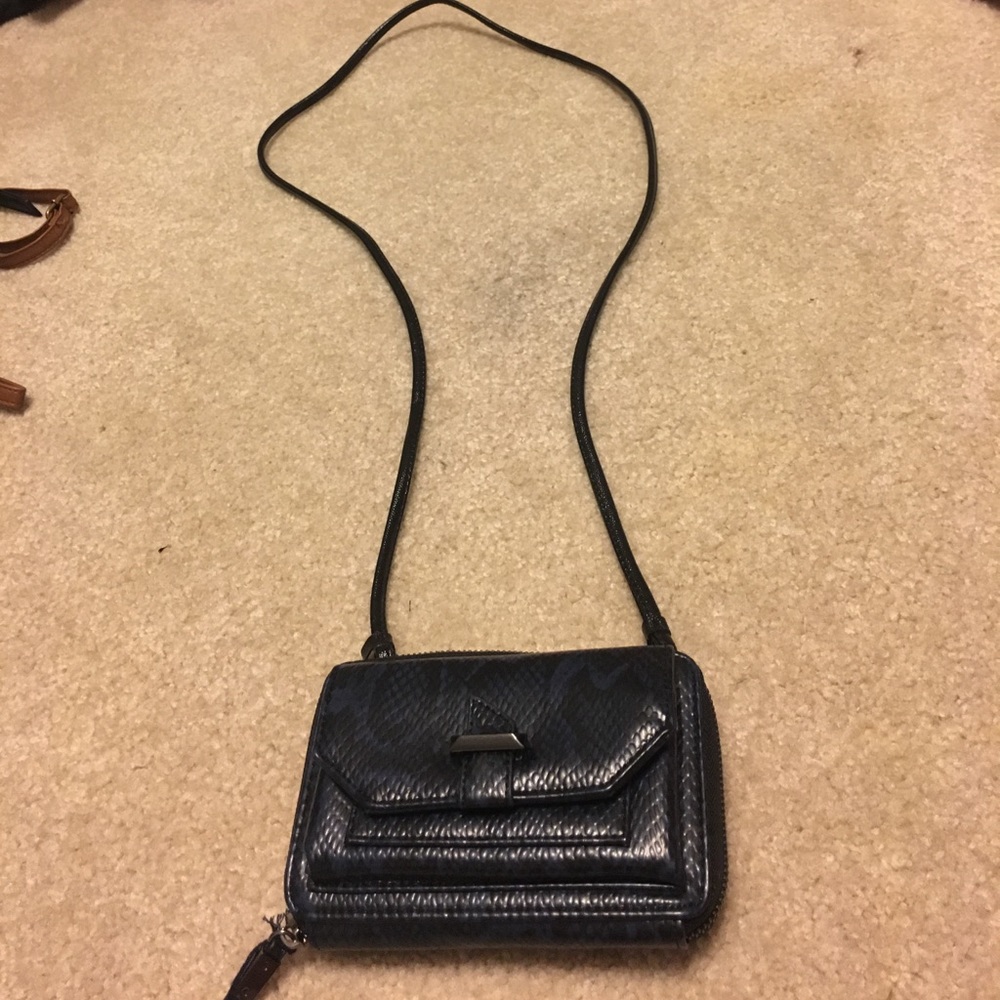 Vera Wang phone crossbody